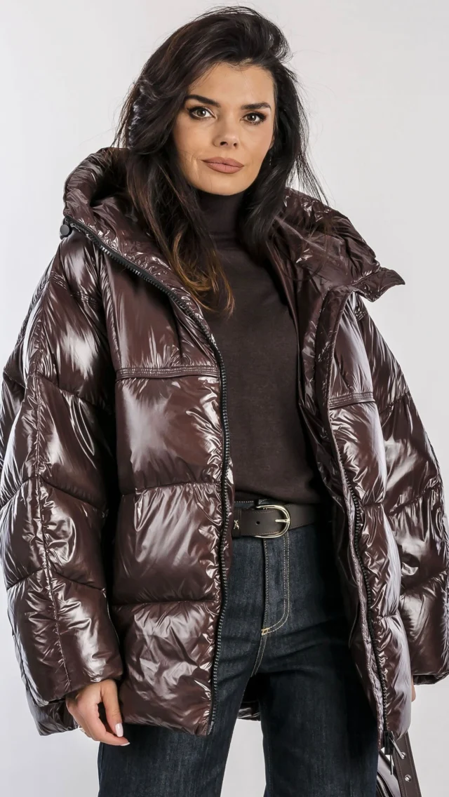 Kolejne nowości z marki @vicolo.official czekają na Ciebie! 🧸 
Piękne produkty w najmodniejszych kolorach tego sezonu! ✨🫶🏽 
🤎

#vicolo #markipremium #fashion #stylizacja #kobieta #jesiennestylizacje #fw25