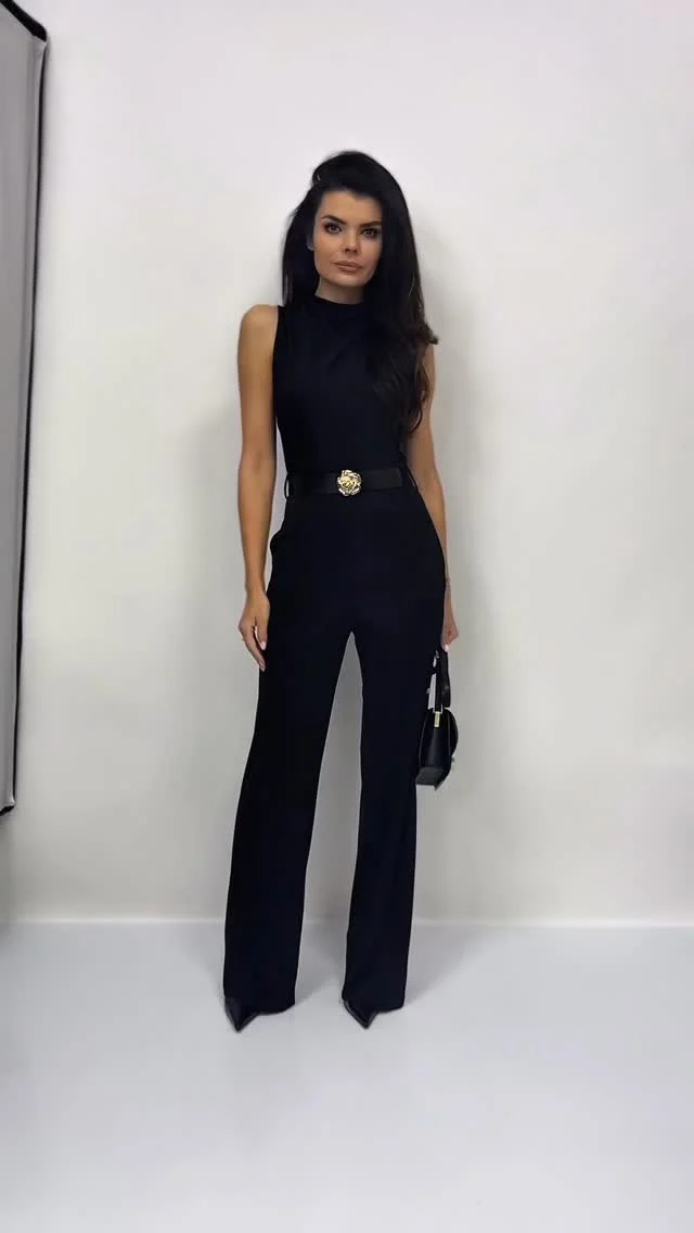 ✨Kombinezon czy sukienka ? 🖤 @rinascimento_official 
Piękne ponadczasowe produkty, pełne klasy i elegancji w mega cenach 🤩🔥

Z kodem : BLACK ekstra rabat !! 😍